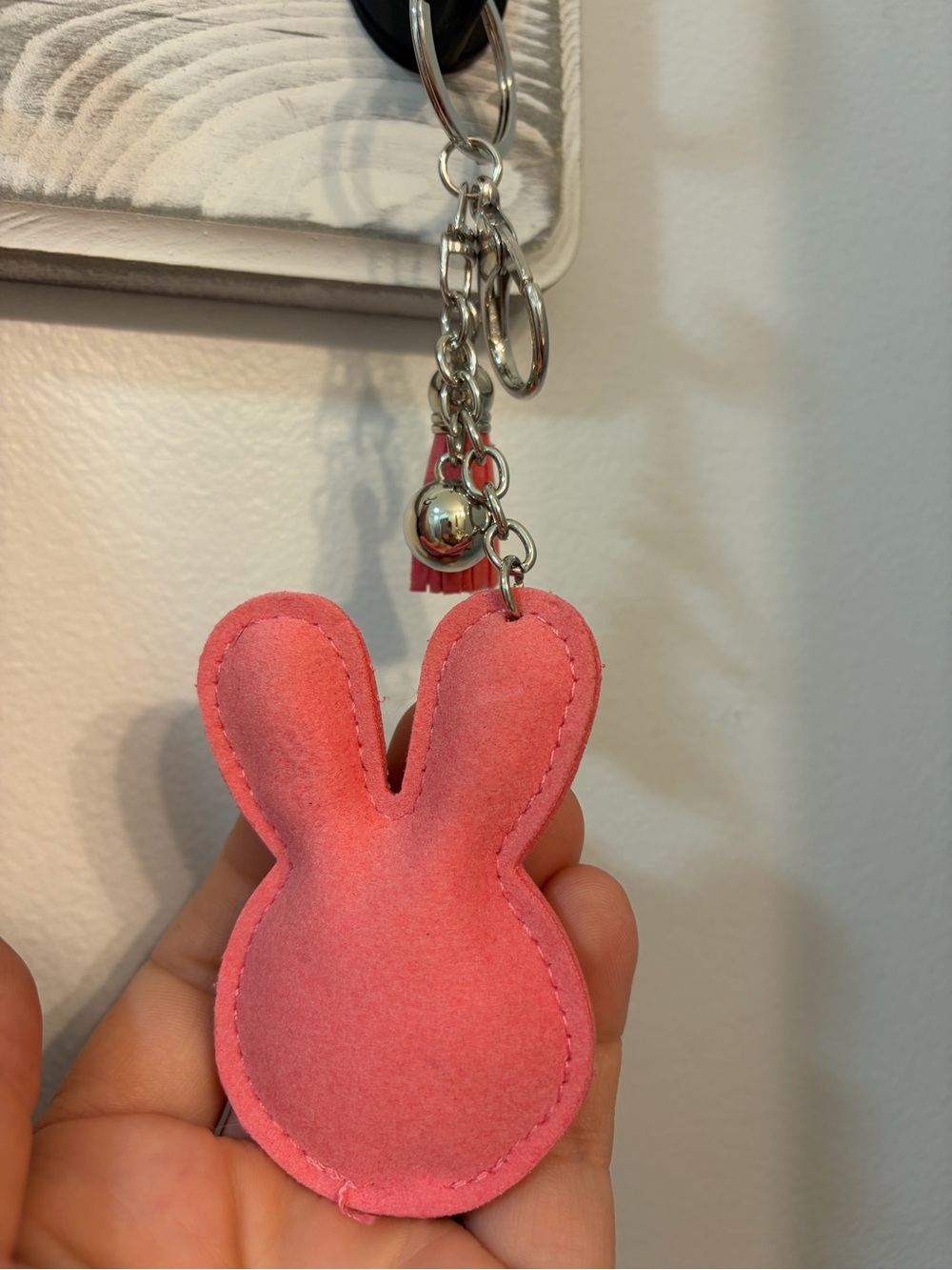 NWOT Pink Rhinestone Bunny Key Chain - Picture 4 of 4